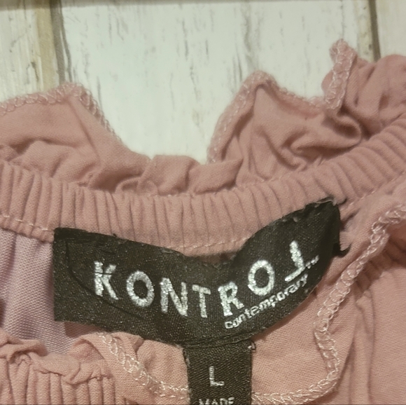KONTROL CONTEMPORARY SLIGHTLY CROP PALE PINK RELAX FIT top SIZE LARGE. - Picture 4 of 4